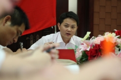 公司党支部召开发展预备党员会议