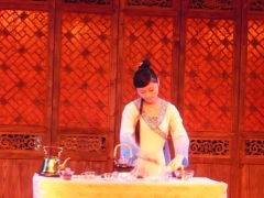 　　(果味祝福茶)茶艺